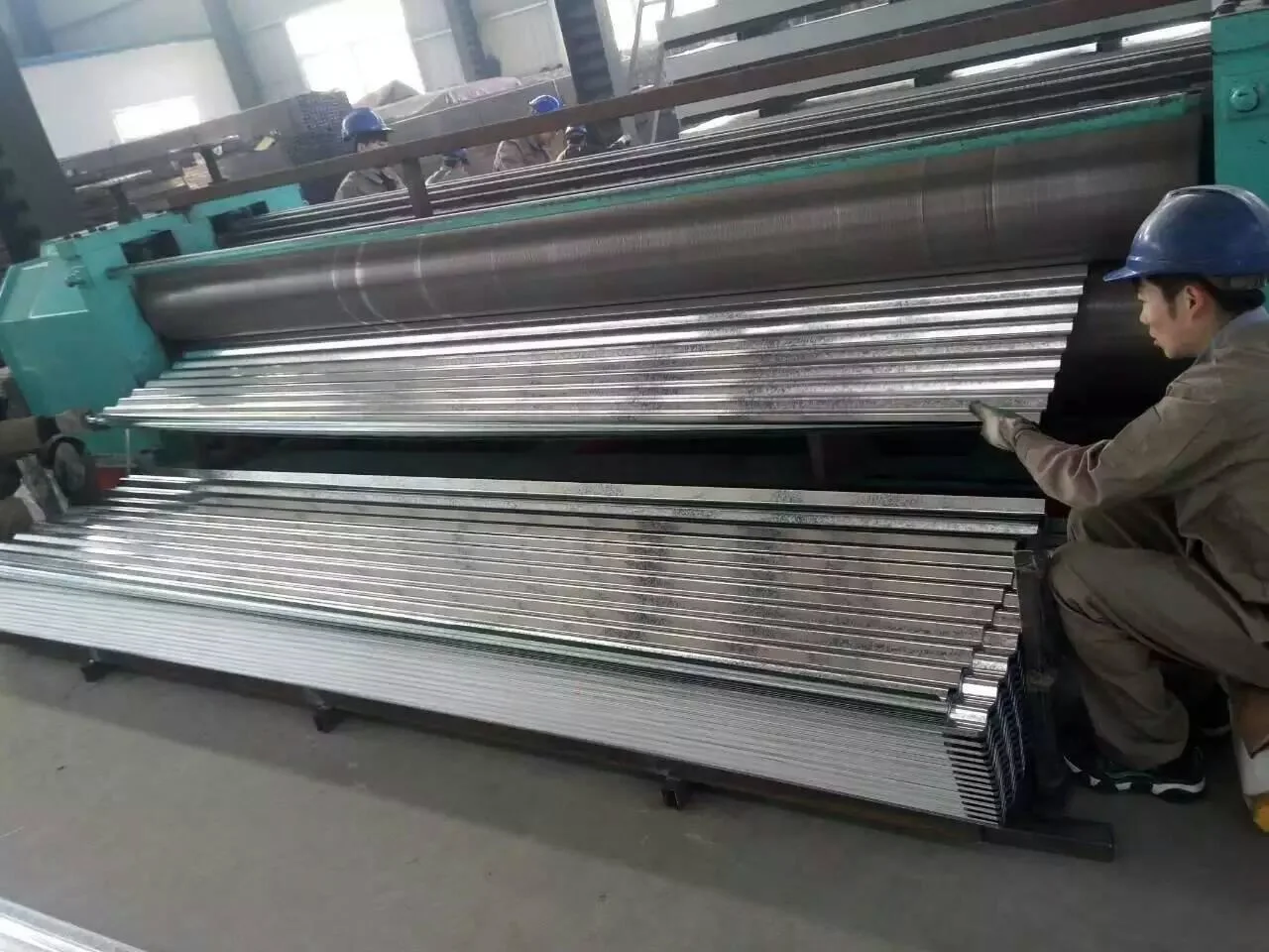 Gi corrugated metal roofing sheet/galvanized roofing sheet/roofing tile