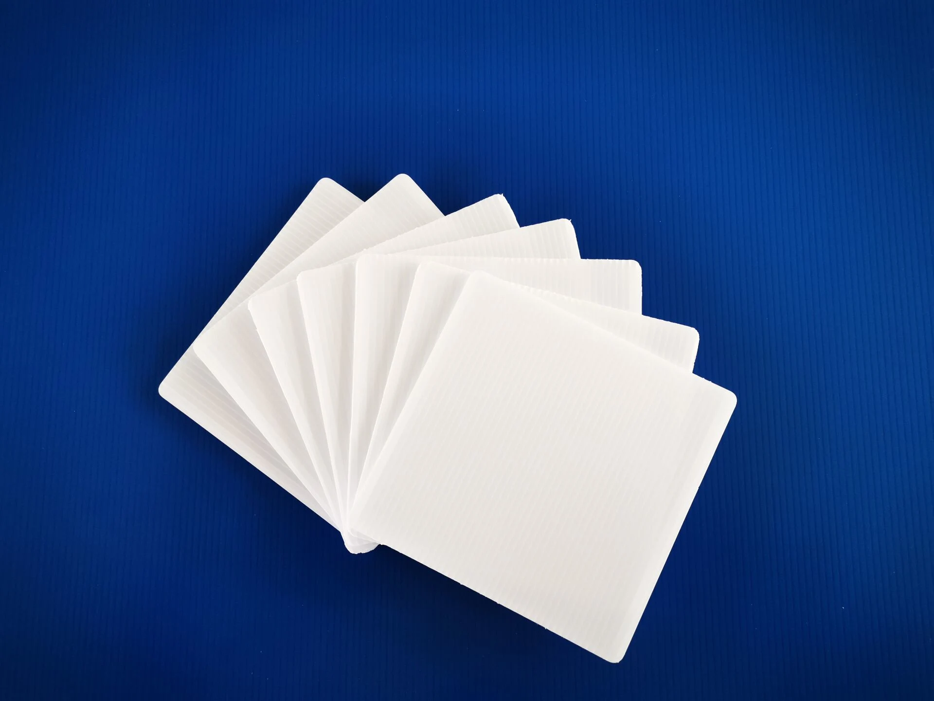 Coroplast Corrugated Plastic Sheet Honeycomb Polypropylene Sheet