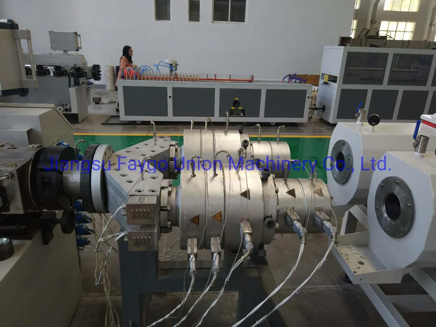 Plastic corrugated pipe machine/PE PP PVC corrugated pipe extruder