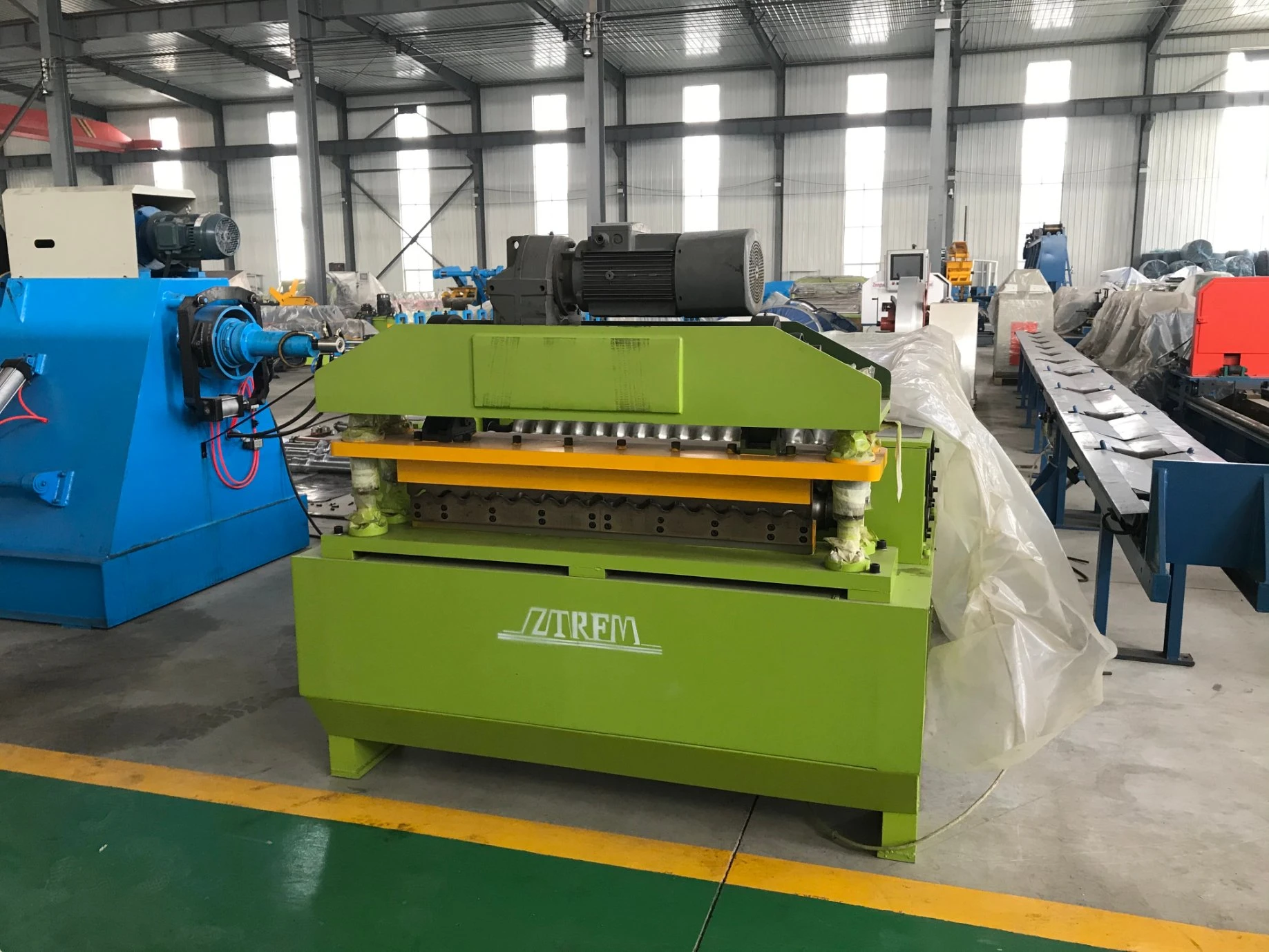 Steel Corrugated Roof Sheet Metal Machine Corrugated Roof Sheet Roll Forming Machine