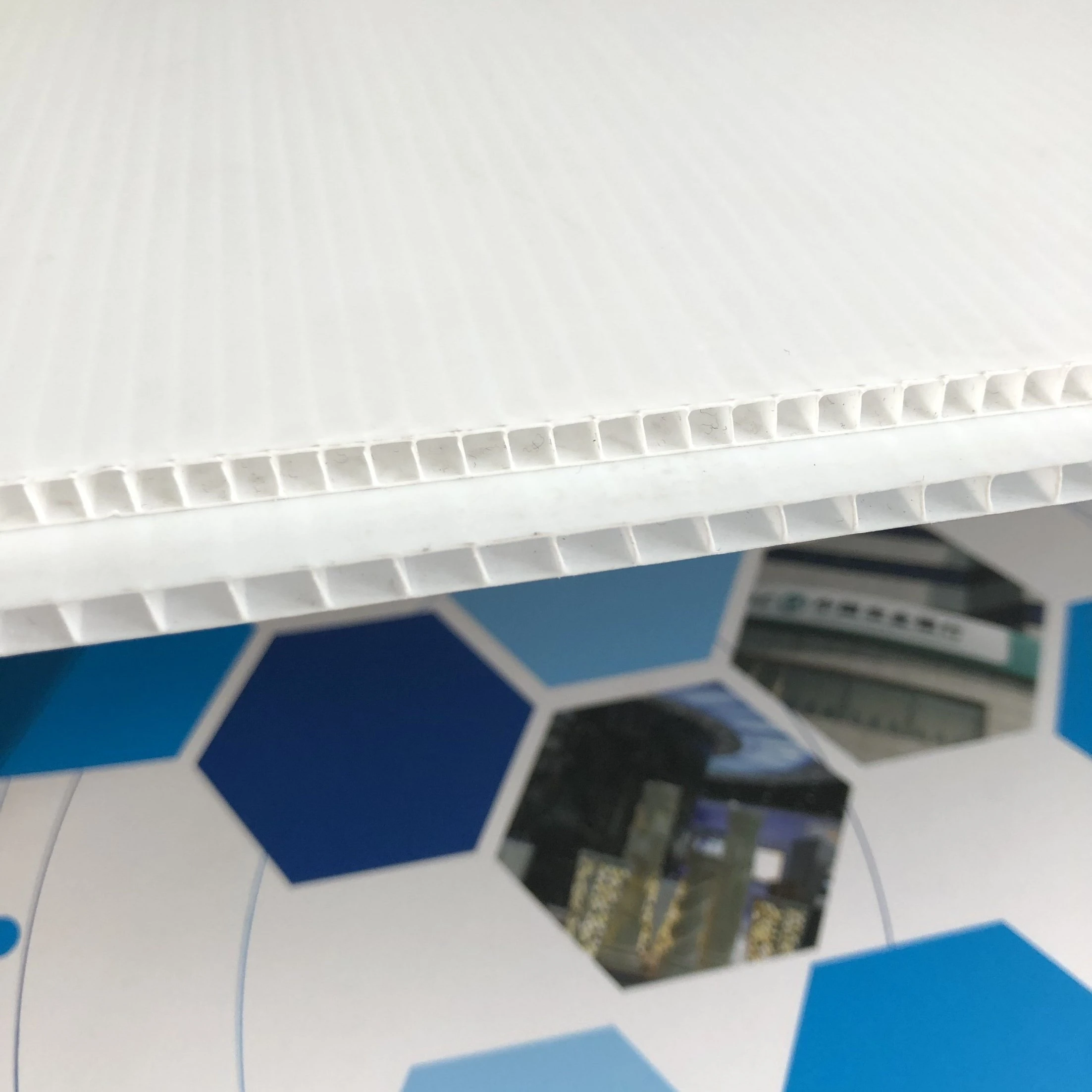Color PP plastic hollow corrugated plastic board 4*8FT protection board