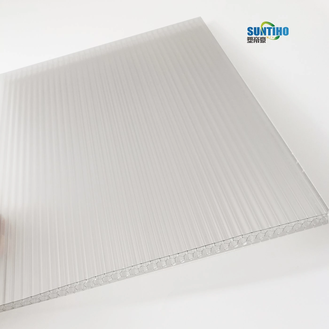 China Recycled Hollow Polycarbonate Corrugated Plastic Roof Sheet