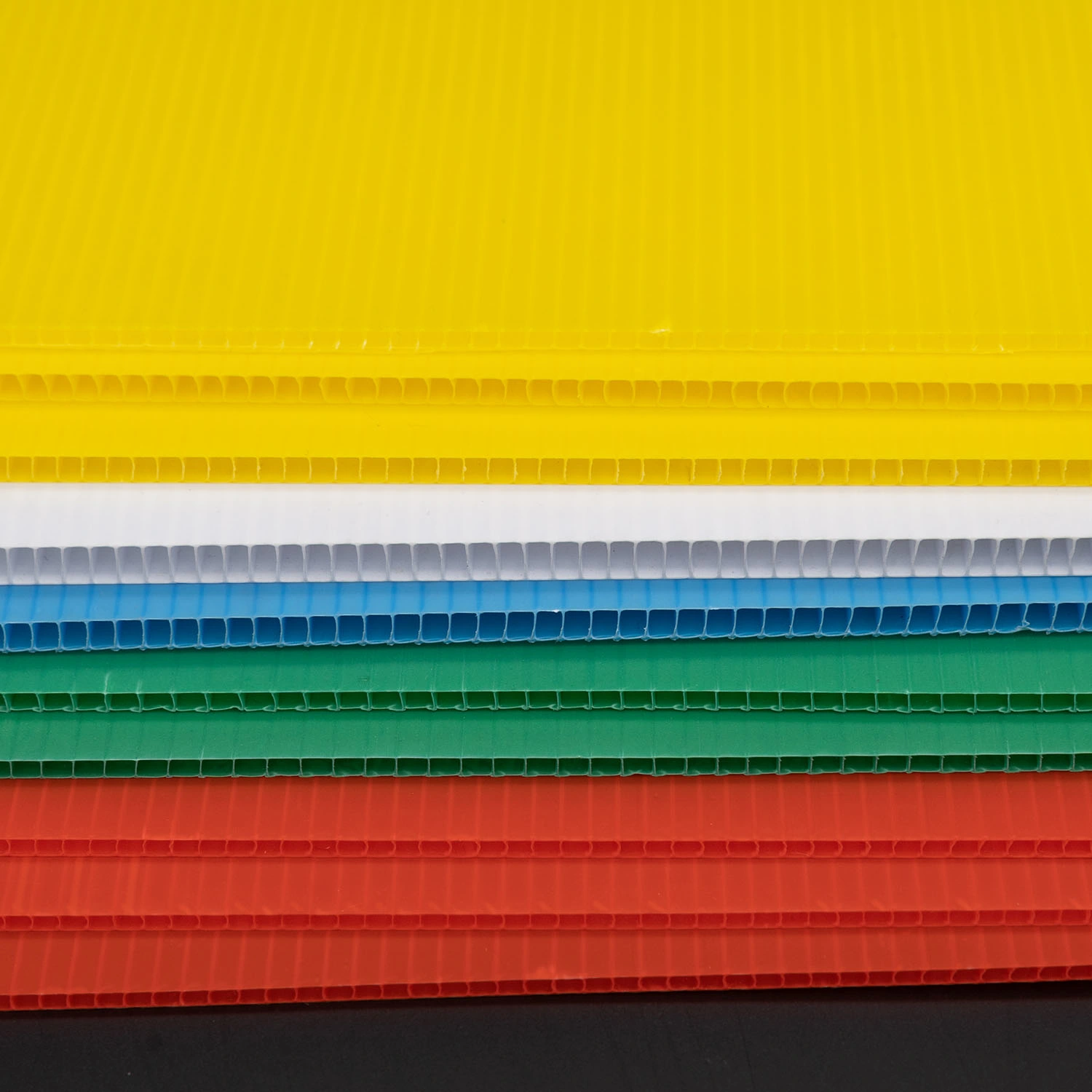 Corrugated Plastic Coroplast Corflute Sheet PP Polypropylene Sheet