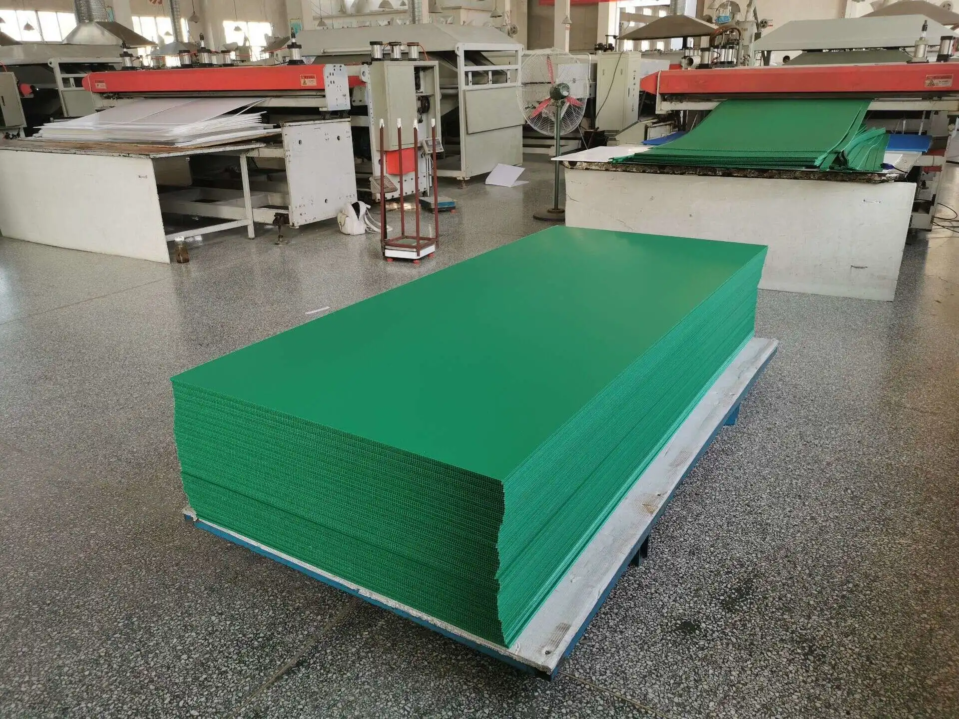 Protective Polypropylene PP Hollow Corrugated Plastic Sheet Factory Supplier