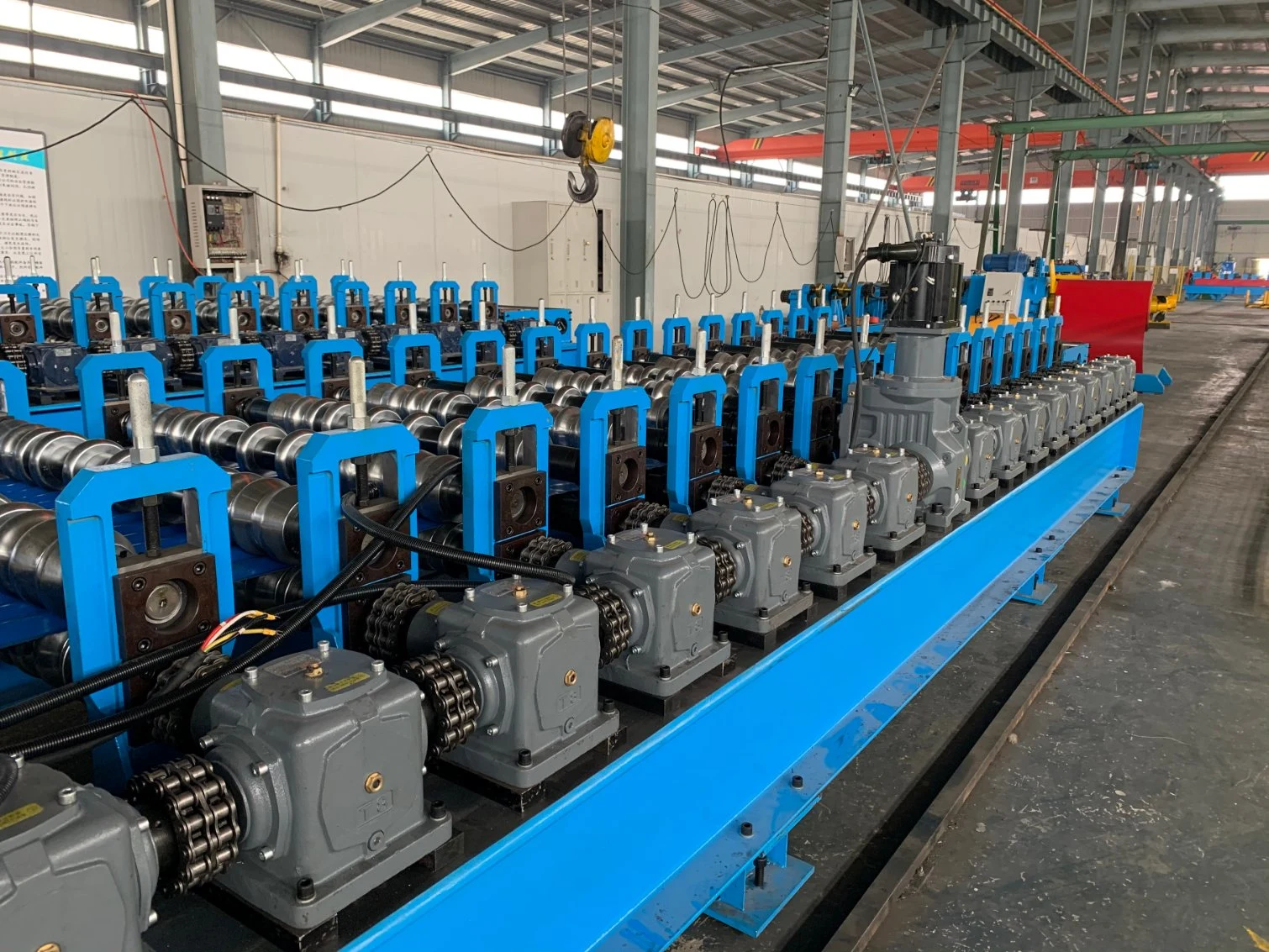Aluminum Corrugated Forming Corrugated Roof Machine for Corrugated Roof Sheet Manufacturing