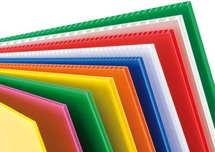 Custom size PP hollow plastic sheet with Coroplast corrugated plastic sheet for sale